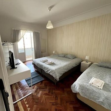 Habitacion Privada Para 3 Grande Con Balcon Lisboa Ngoại thất bức ảnh