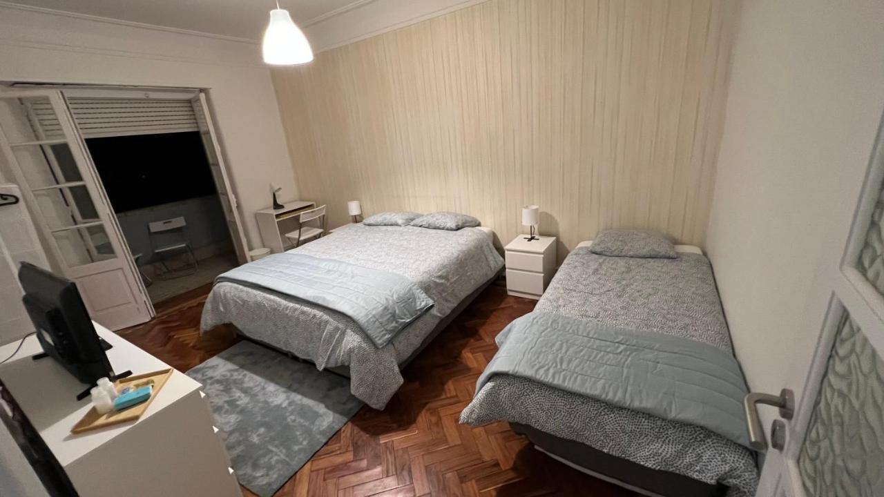 Habitacion Privada Para 3 Grande Con Balcon Lisboa Ngoại thất bức ảnh
