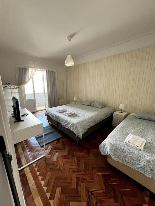 Habitacion Privada Para 3 Grande Con Balcon Lisboa Ngoại thất bức ảnh