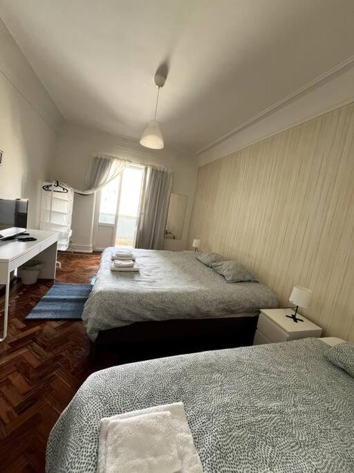 Habitacion Privada Para 3 Grande Con Balcon Lisboa Ngoại thất bức ảnh