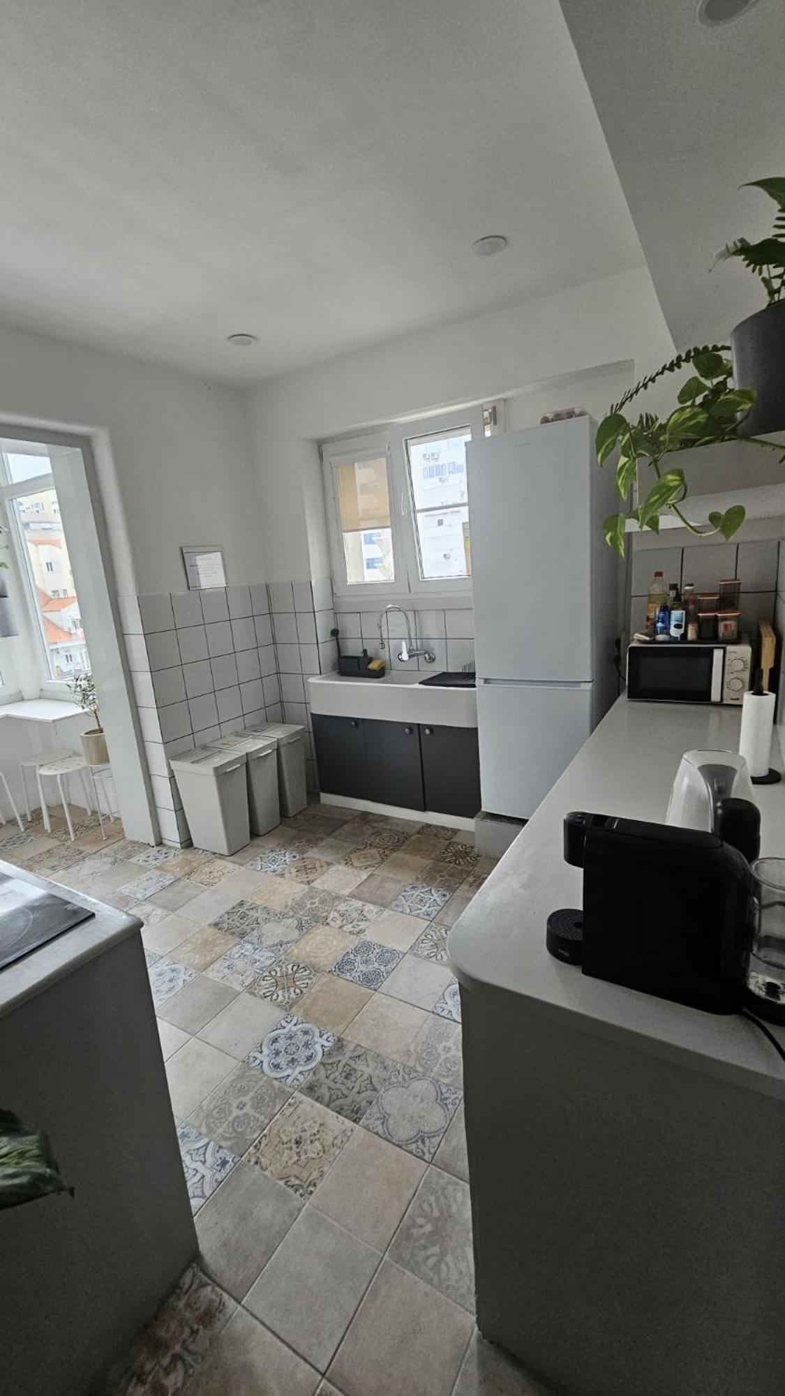 Habitacion Privada Para 3 Grande Con Balcon Lisboa Ngoại thất bức ảnh